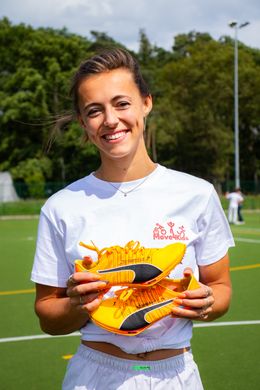 Rani Rosius met haar schoenen